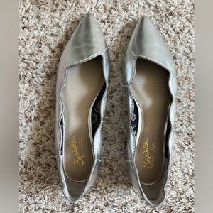 Seychelles Island Scalloped Flat